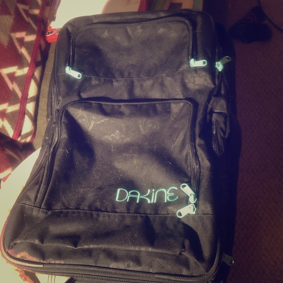 dakine luggage set